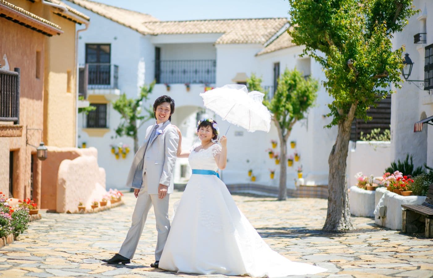 志摩地中海村での新郎新婦のロケーション写真